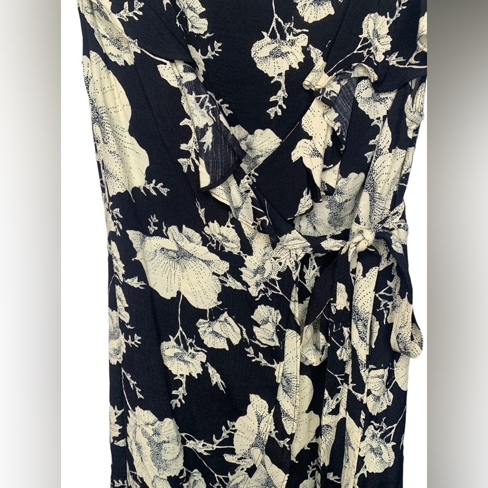 Free People French Quarter Floral Mini Wrap Dress Size Medium - Picture 6 of 7
